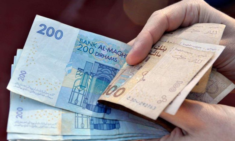 الحكومة تصادق على زيادة مبلغ 1000 درهم في أجور الممرضين