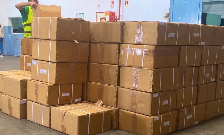 إجهاض محاولة تهريب أدوية مصنعة بمواد خطـ.ـيرة بميناء طنجة المتوسط