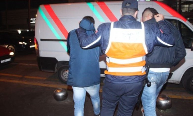 طنجة.. توقيف شخصين بتهمة حيازة وترويج المخدرات (صورة)