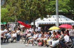 برشلونة .. جمعية "بصمة للمرأة" تسرق الأضواء في مهرجان الثقافات بـ L’Hospitalet(صور) 7 برشلونة .. جمعية "بصمة للمرأة" تسرق الأضواء في مهرجان الثقافات بـ L’Hospitalet(صور)