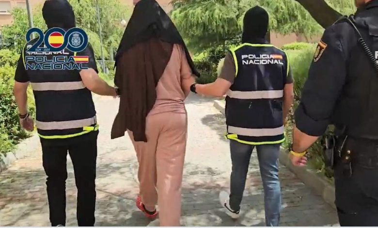 القبض على شقيقتان من أصول مغربية أنشأتا “أكاديمية جهادية” في قلب مدريد