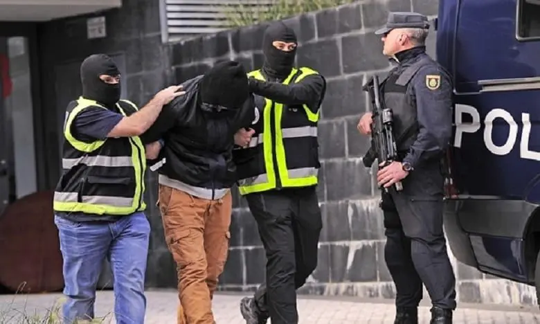 روع اسبانيا بعد فراره من بؤر التوتر.. تفاصيل اعتقال مغربي يشتبه في انتماءه لداعش