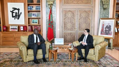بريطانيا تعلن استعدادها لتمويل مشاريع تنموية كبرى في الصحراء المغربية