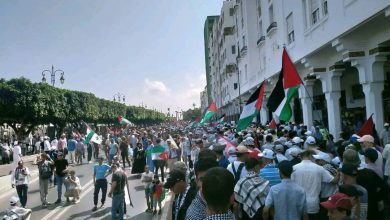 مسيرة شعبية بالرباط تندد بتجويع الفلسطينيين