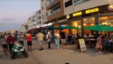 مغاربة المهجر ينعشون الرواج الاقتصادي بالمحمدية وسط ضعف في البنية التحتية